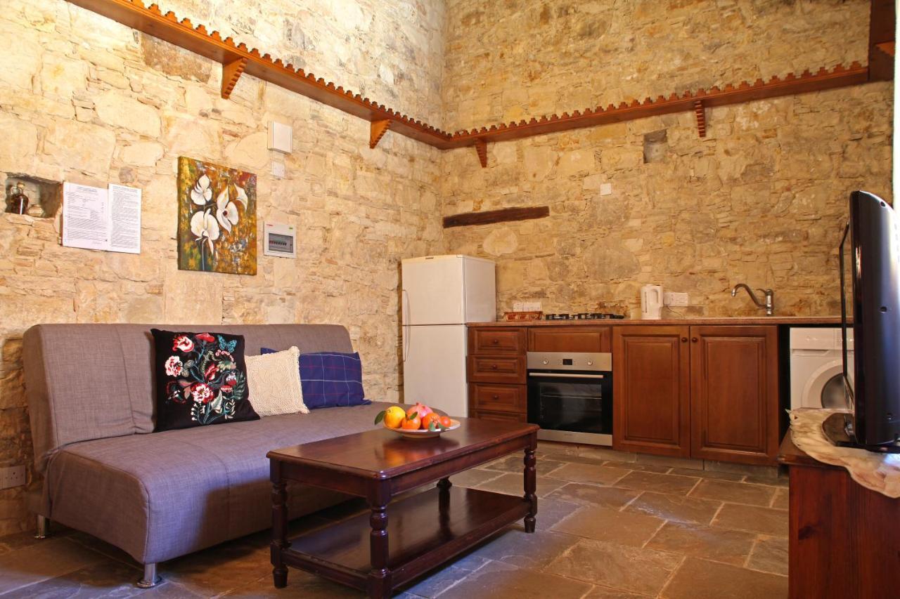 Agrovino Lofou Otel Dış mekan fotoğraf