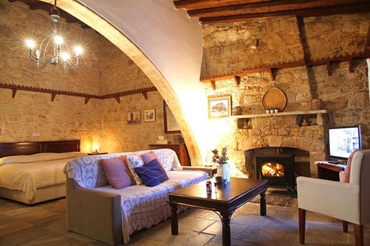 Agrovino Lofou Otel Dış mekan fotoğraf