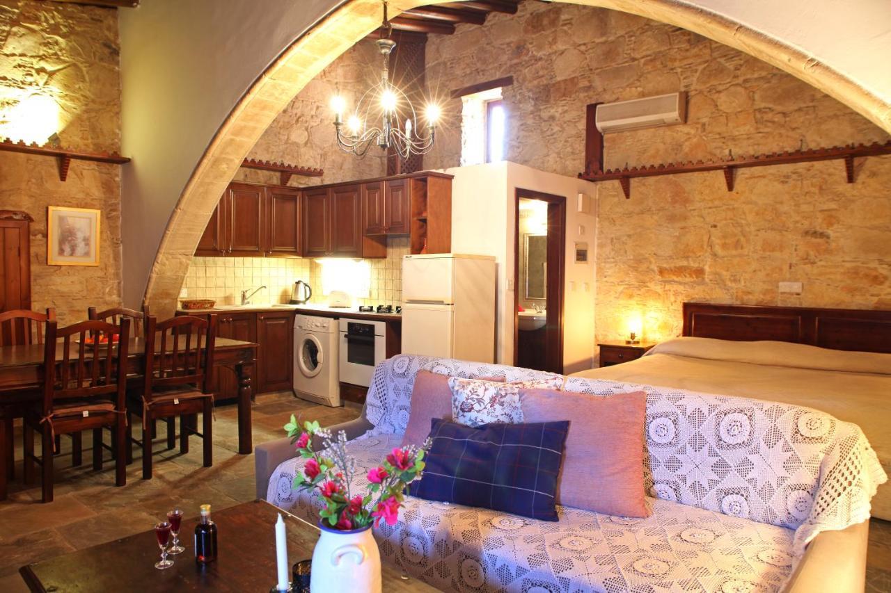 Agrovino Lofou Otel Dış mekan fotoğraf