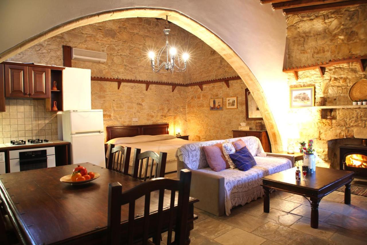 Agrovino Lofou Otel Dış mekan fotoğraf