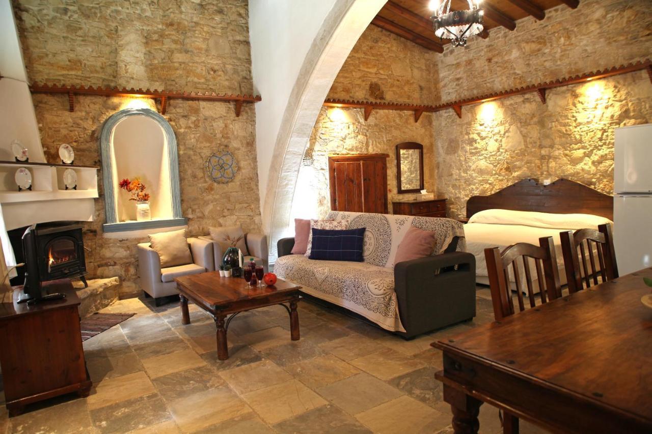 Agrovino Lofou Otel Dış mekan fotoğraf
