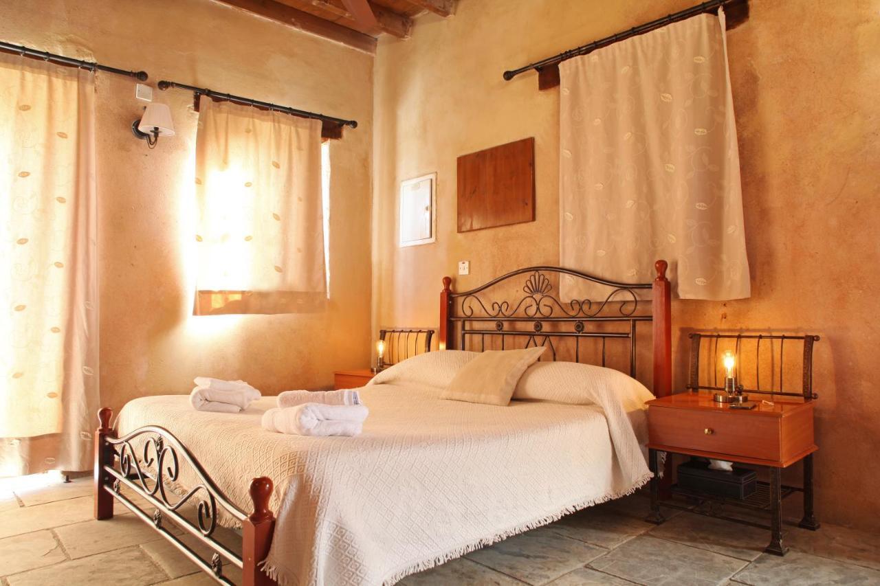 Agrovino Lofou Otel Dış mekan fotoğraf