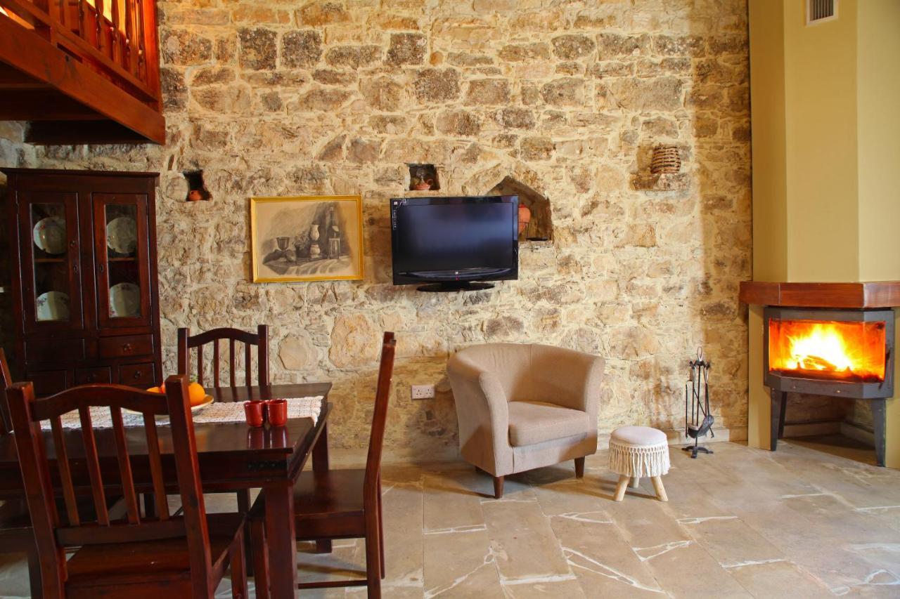 Agrovino Lofou Otel Dış mekan fotoğraf