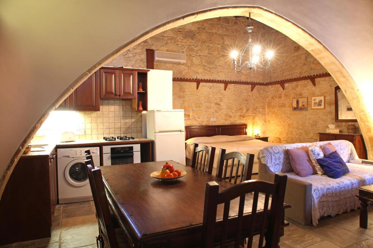 Agrovino Lofou Otel Dış mekan fotoğraf